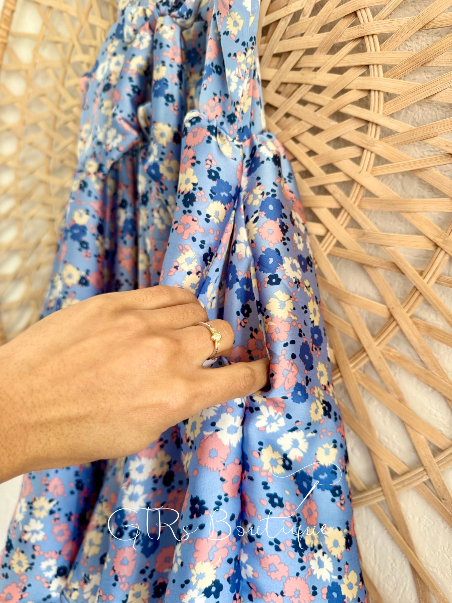 Girls Malibu dress size 6