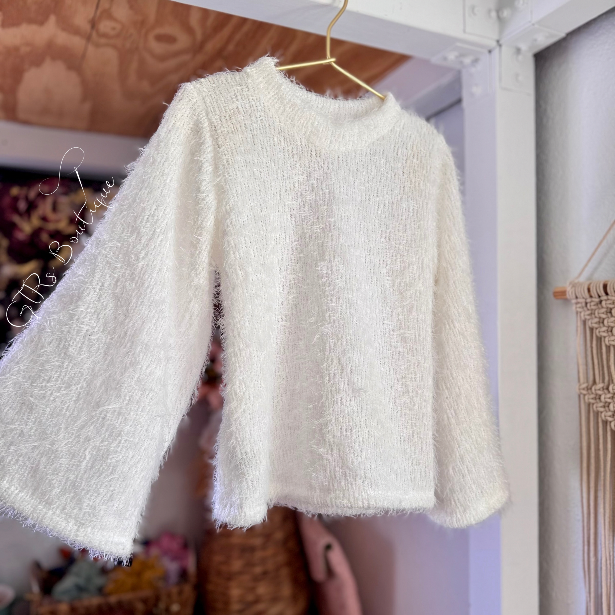 Kids fuzzy wide sleeve top 6 year old