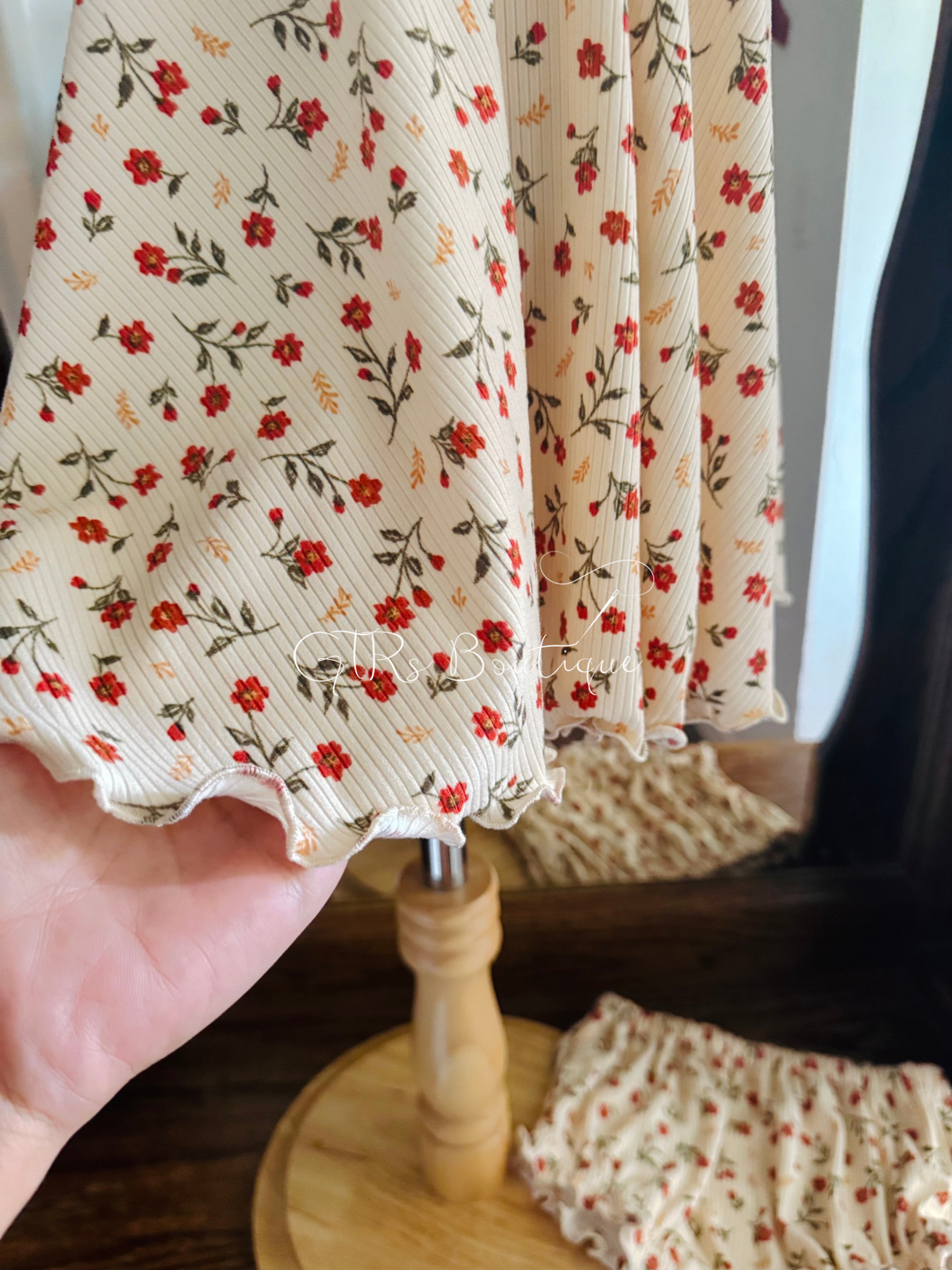 Kids floral dress size 18/24m