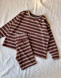 Oversized long sleeve and bikers size 5T