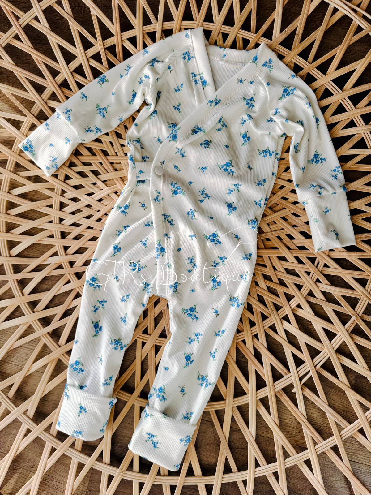 Baby romper size 6/9m