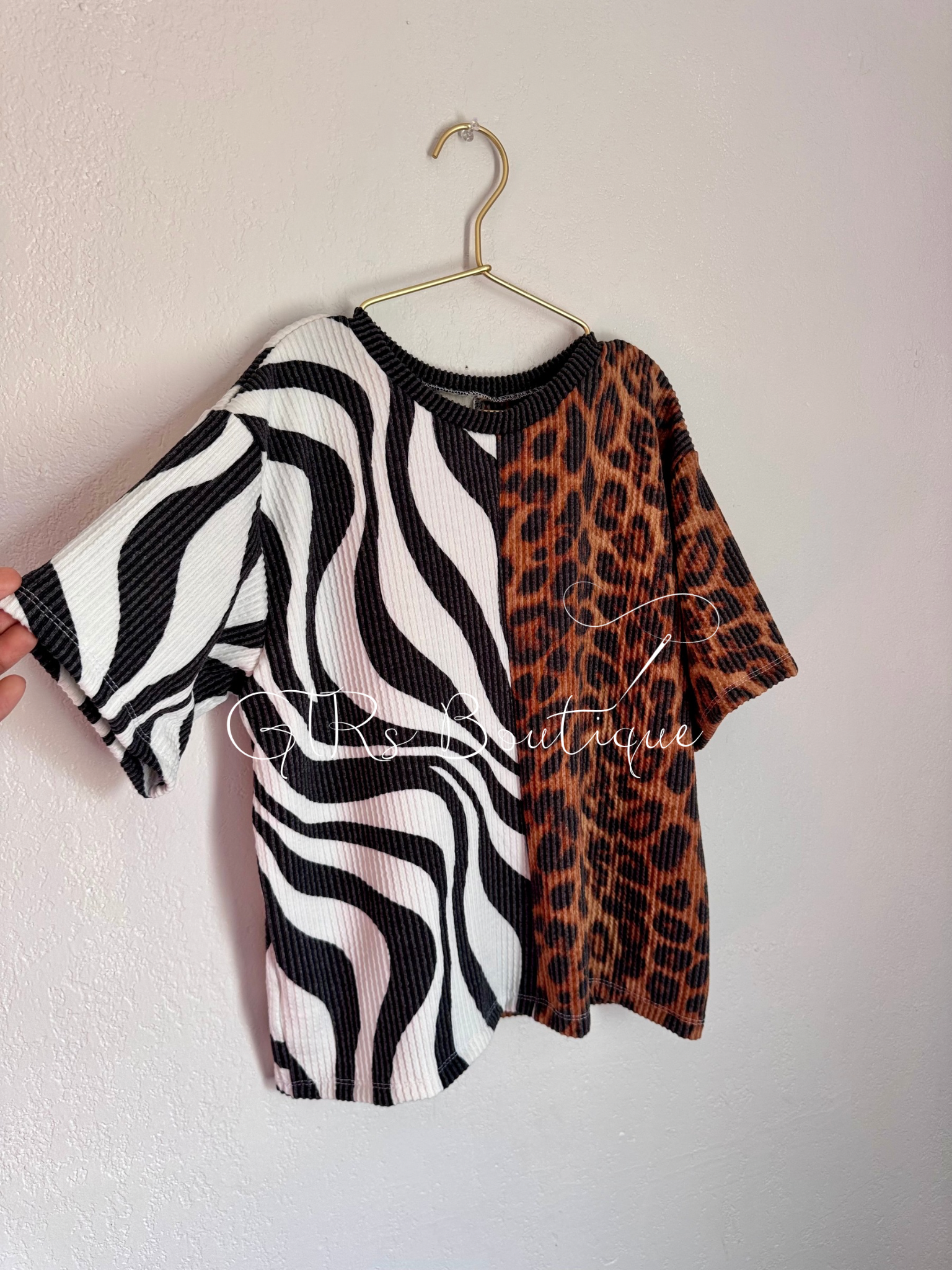 Girls oversized tee size 6/7