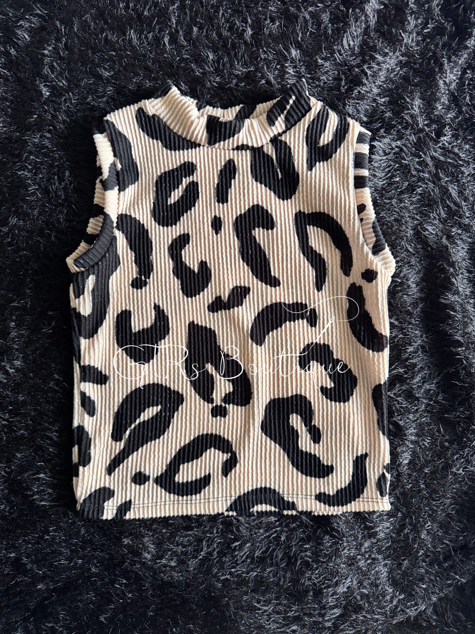 Girls mock neck top size 6