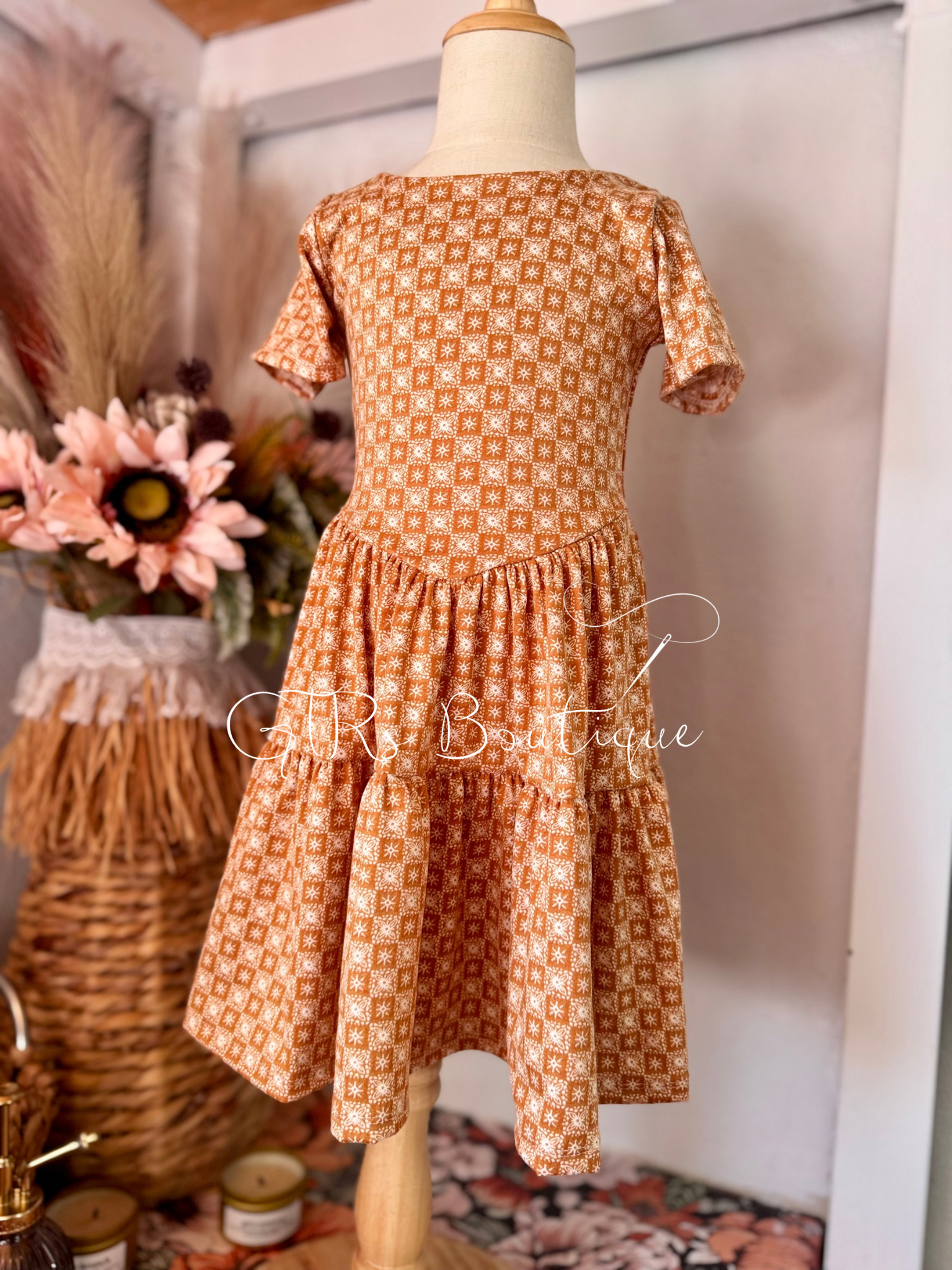 Girls rosette dress size 5T