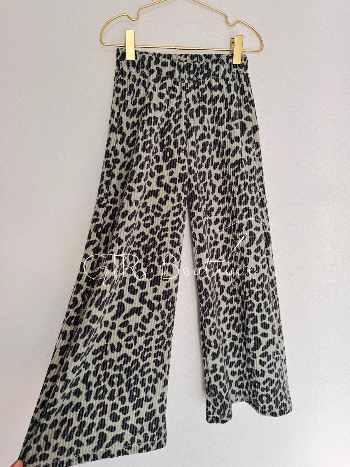 Wide leg size 7