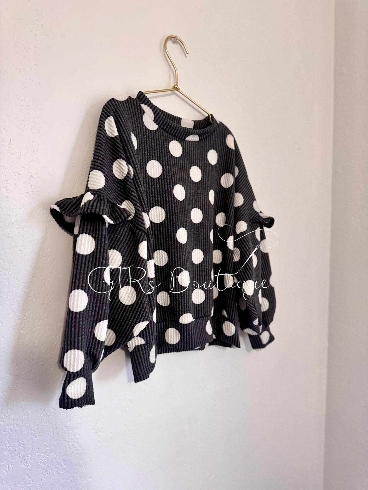 Kids polka dot sweatshirt size 6