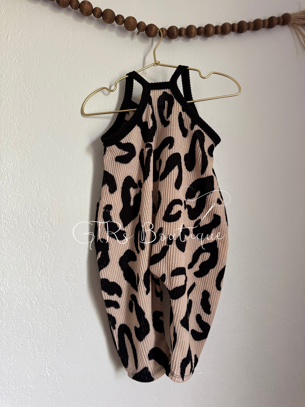 Leopard Terran romper size 9/12 month