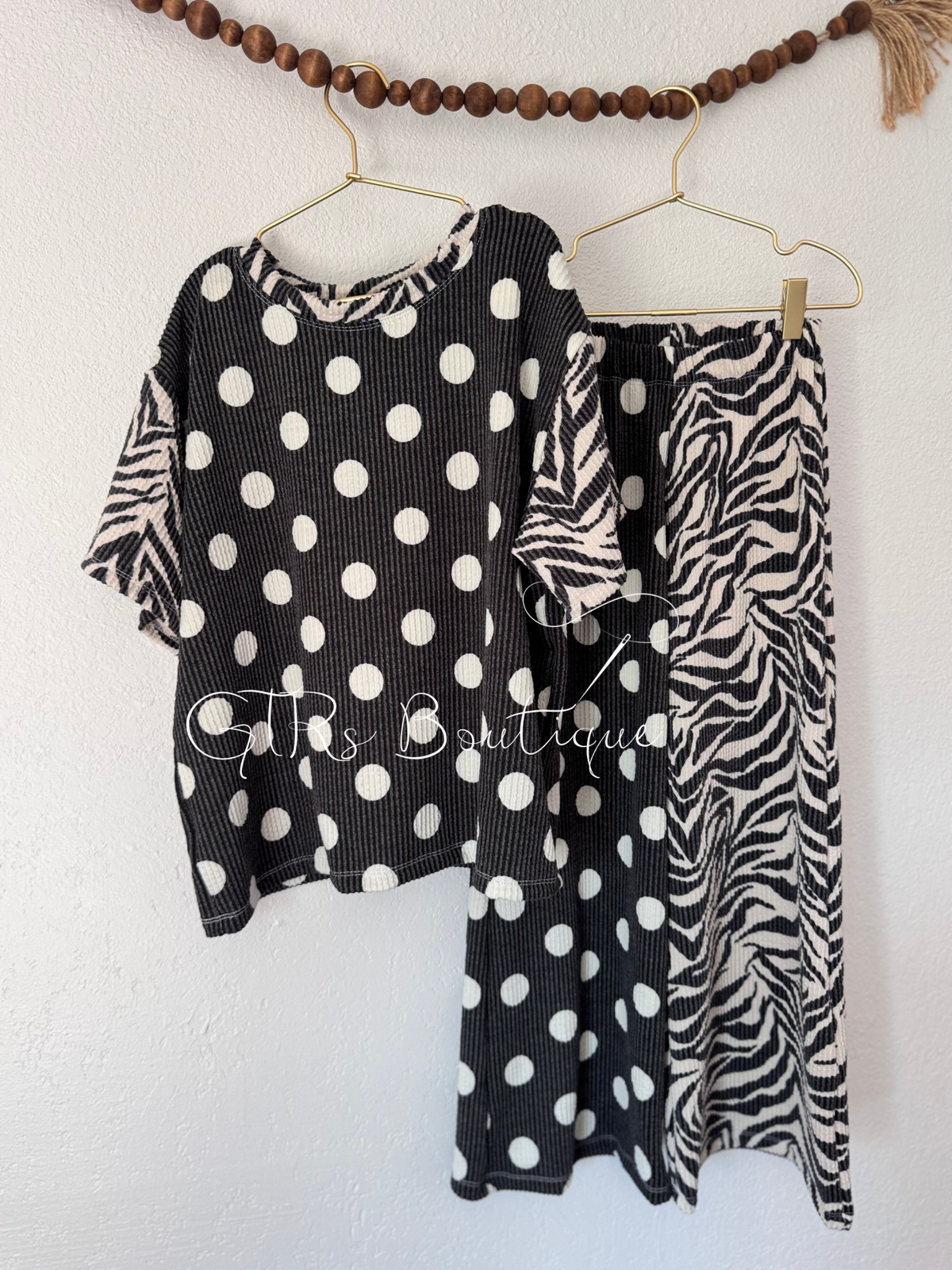 Girls size 8 split set