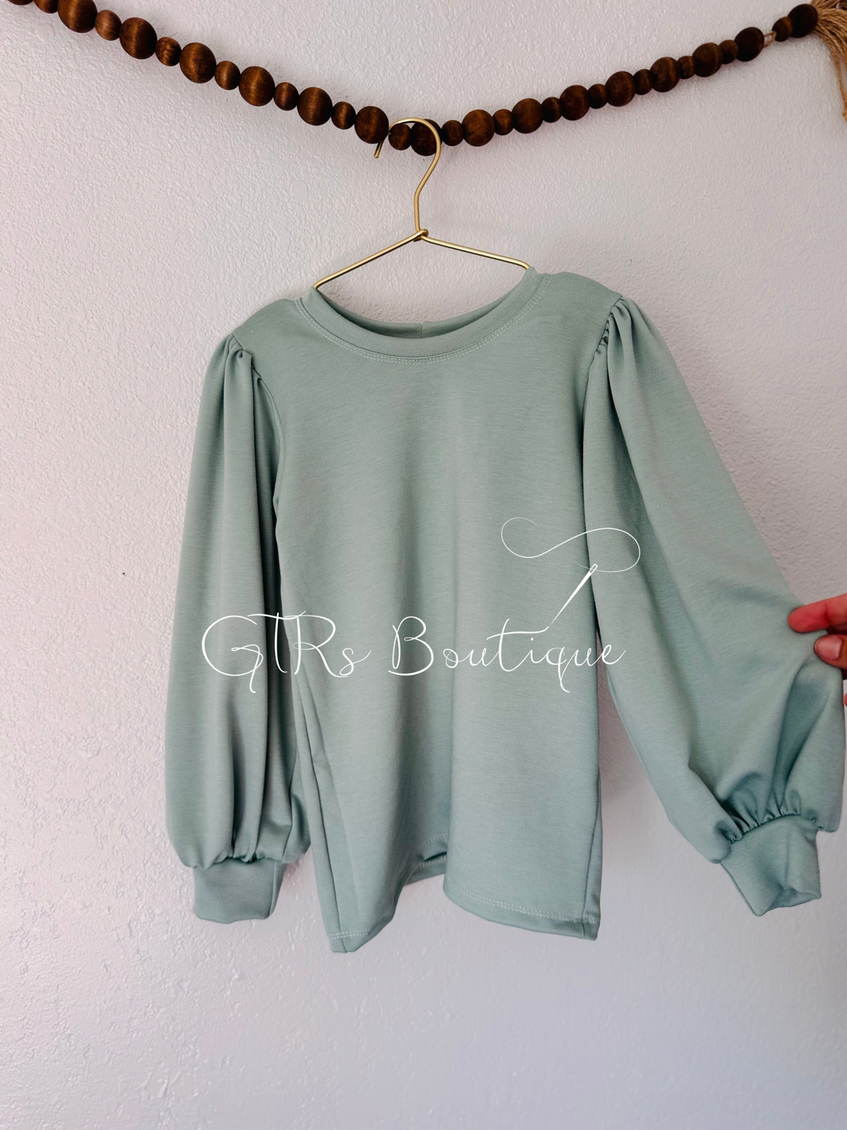 Puff sleeve shirt size 7