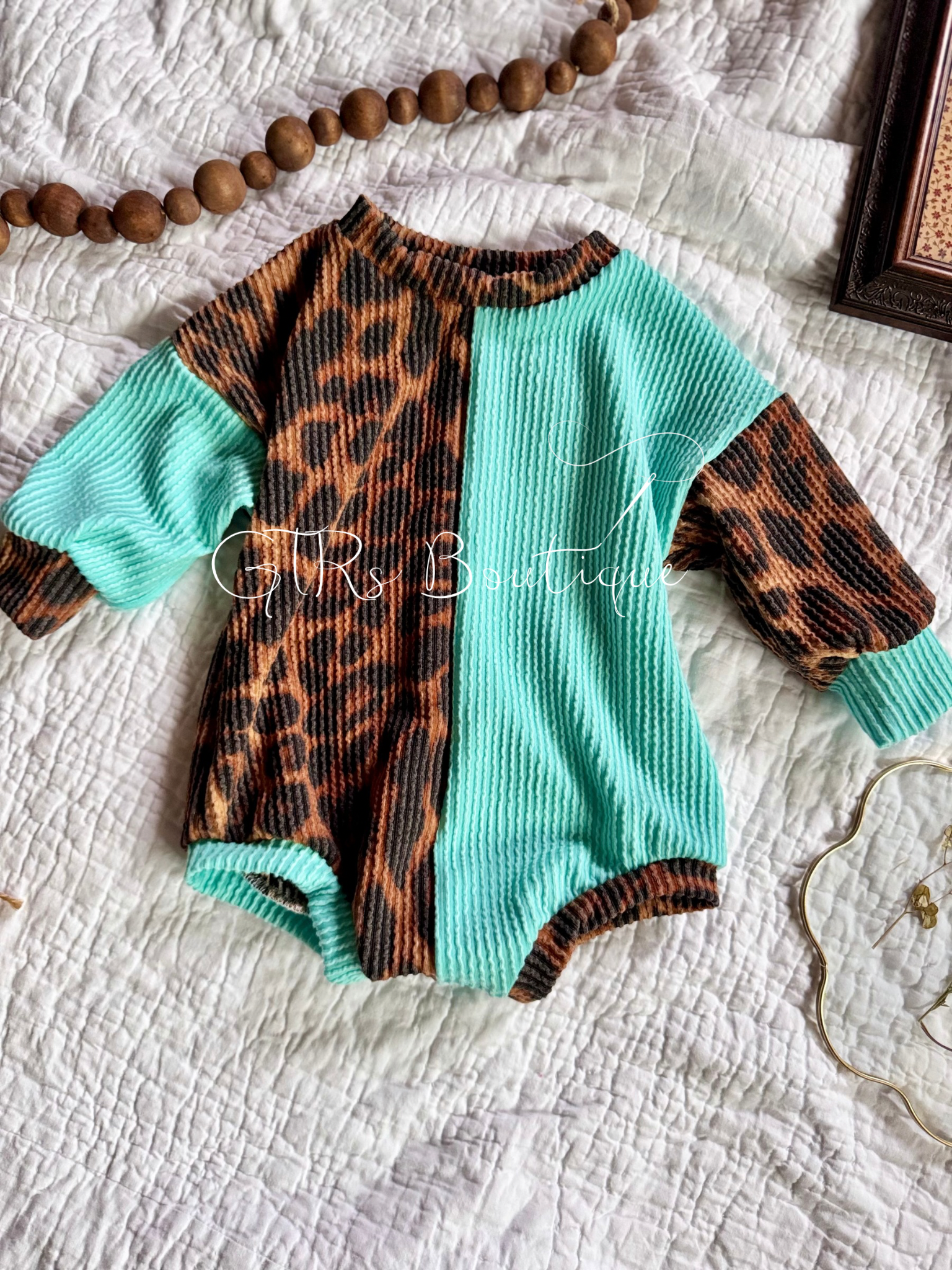Baby sweater romper
