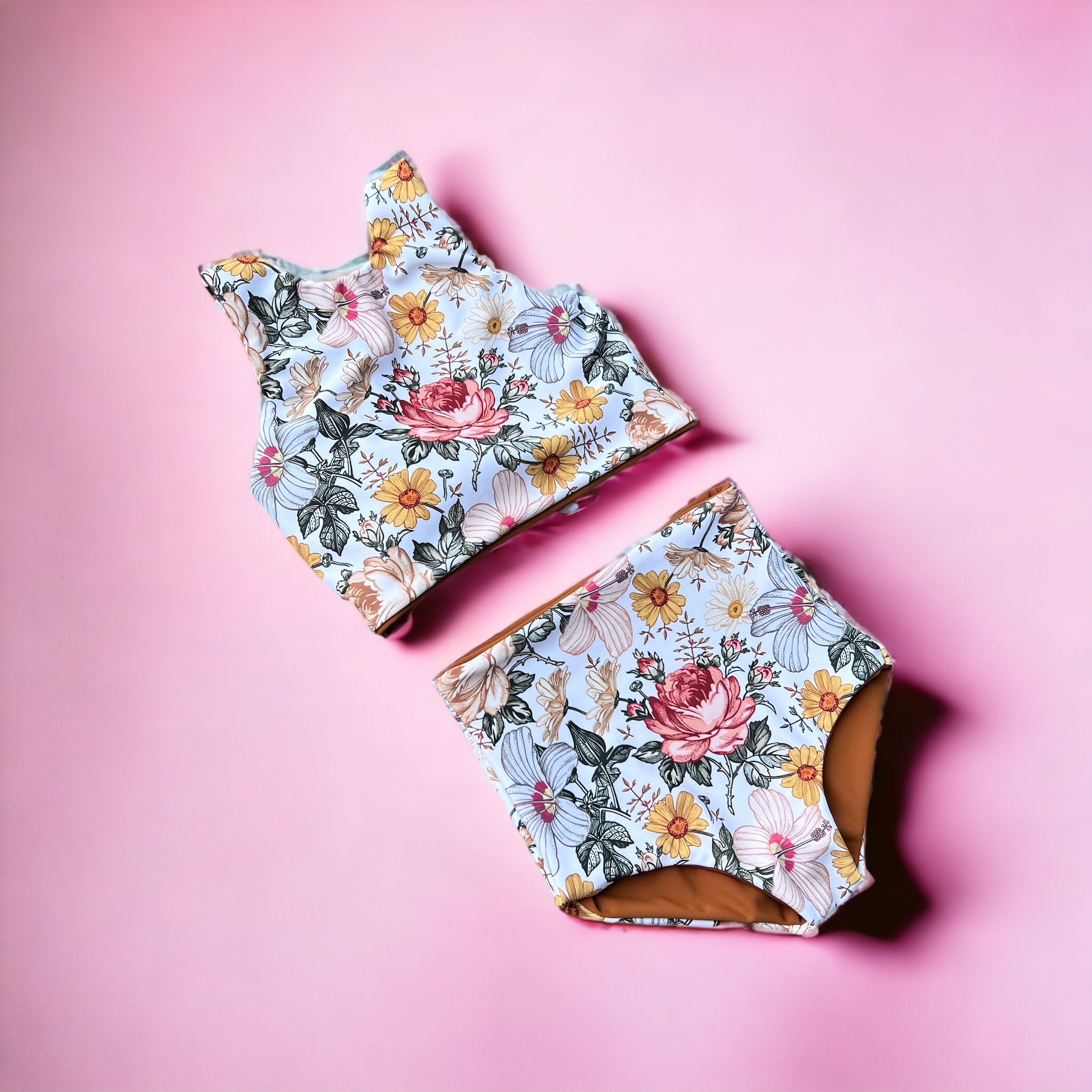 Vintage Lillies Swim Set