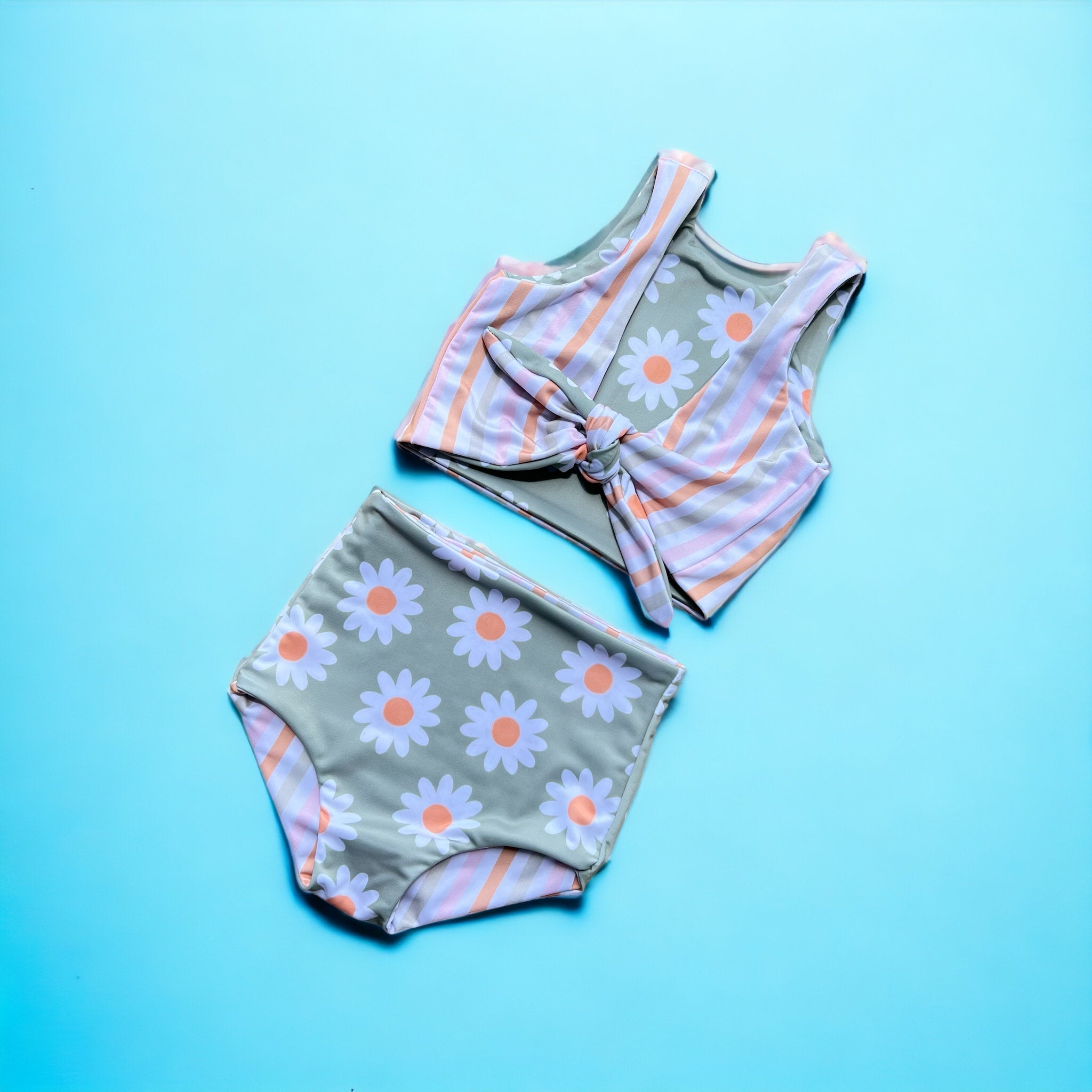 White Daisy Swim Set