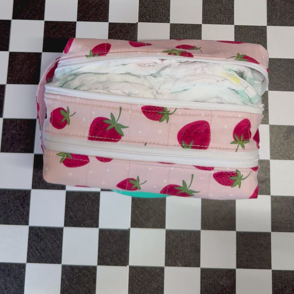 Strawberry 2-1 diaper and wipe pouch